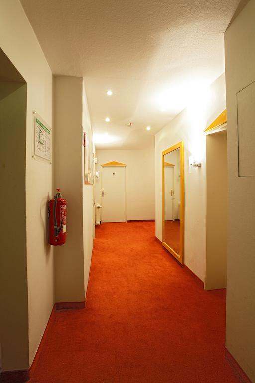 Warsteinerhof By Centro Comfort Colonia Exterior foto